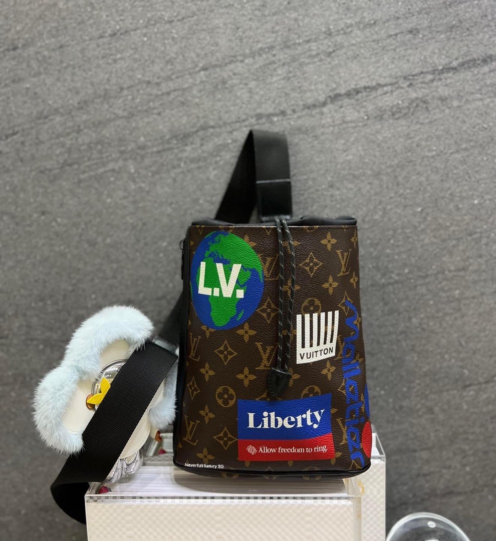LV CHALK NANO BAG, 名牌, 手袋及銀包- Carousell