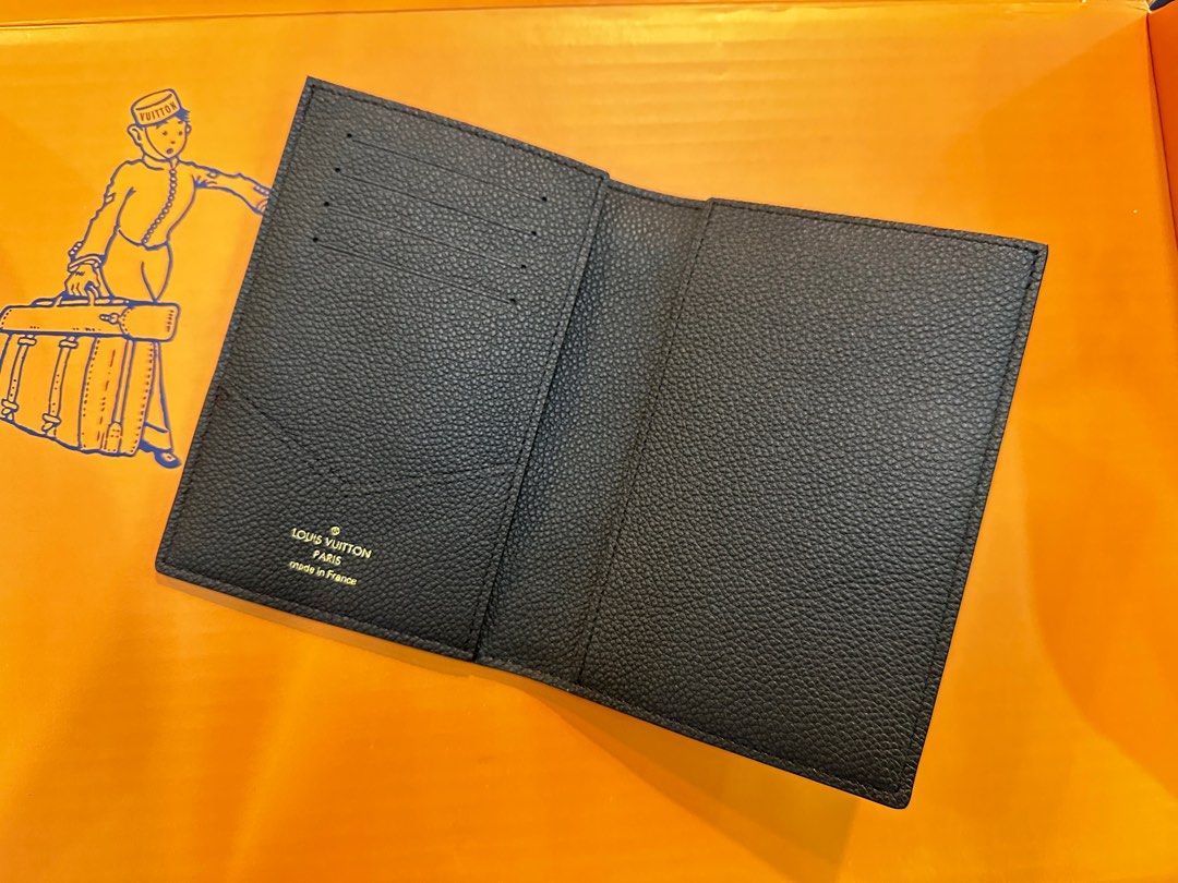 monogram empreinte leather passport