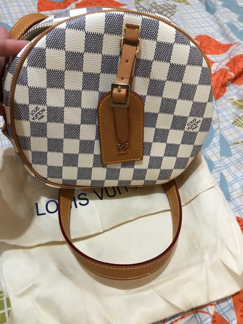 LV Boite Azur (Category: Luxury Bags & Wallets) located in Taguig. Submitted by dean_cute25 (Listing ID 1221952351, Image 1). Description: Bags from Korea No issue with code.