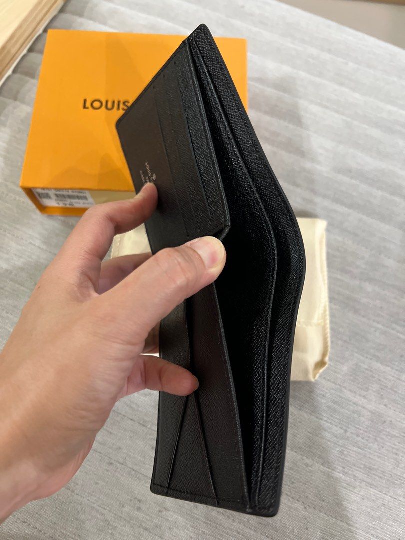 LV EPi short men wallet (New) , Men's Fashion, Bags, Belt bags, Clutches  and Pouches on Carousell