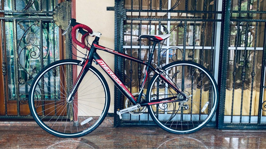 Merida 88 hotsell road bike