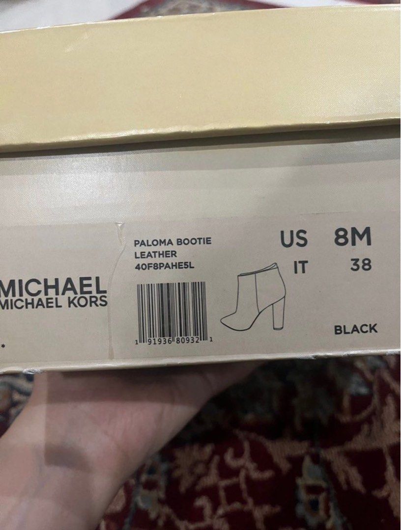 Michael Kors Paloma Boots, Women's Fashion, Footwear, Boots on Carousell