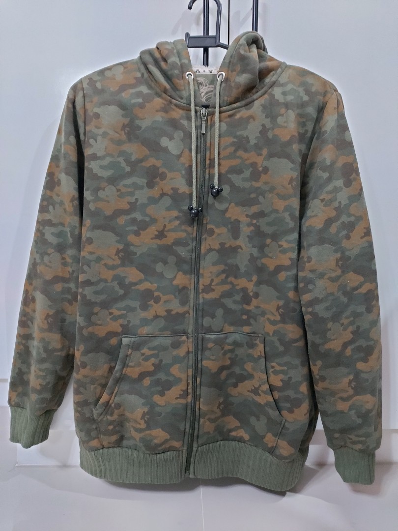 MICKEY MOUSE CAMO HODDIE on Carousell