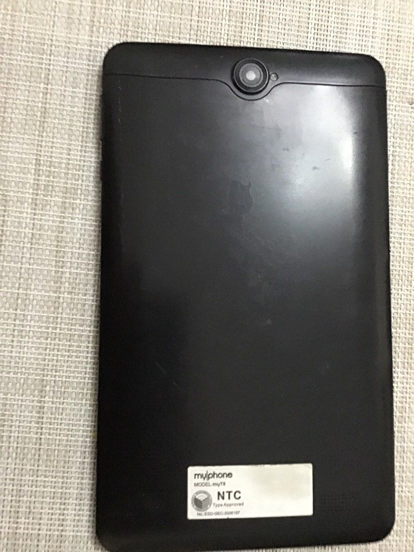 Myphone tablet (Category: Android Others) located in Quezon City. Submitted by therosa (Listing ID 1221891299, Image 3). Description: No charger Model myT8 As is where is.