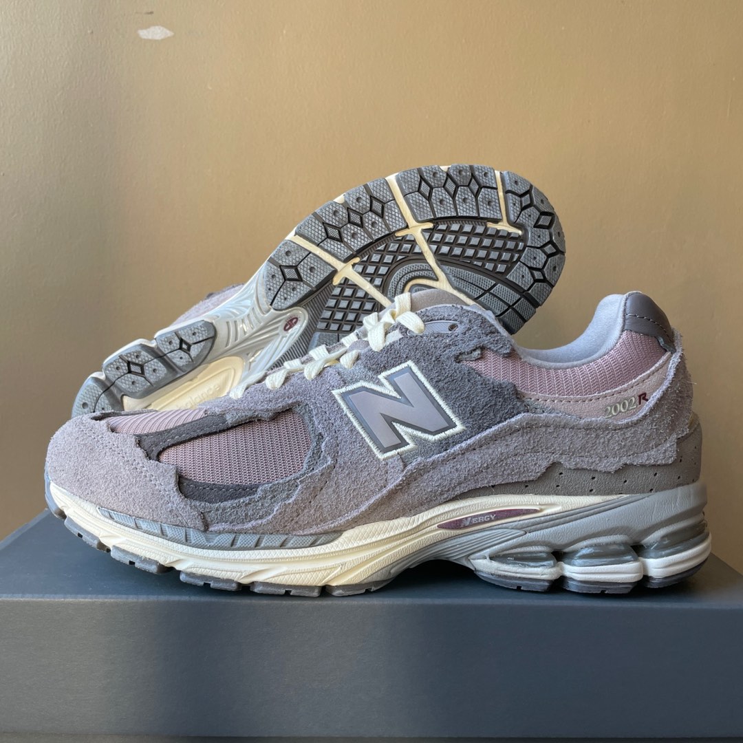 New Balance 2002R Protection Pack Lunar New Year Dusty Lilac, Fesyen