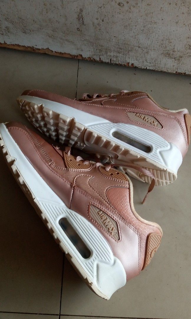 nike air max rose gold