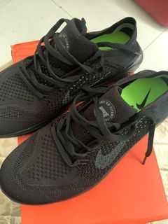 Nike Free Running Flyknit
