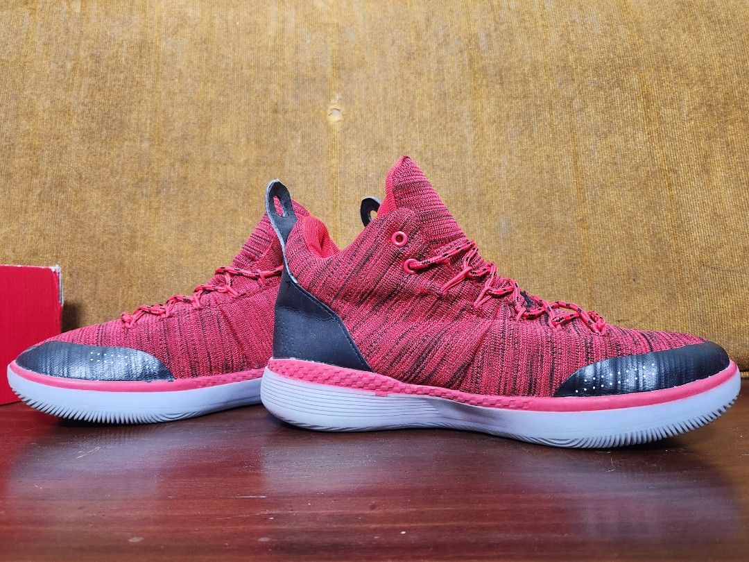 kd 11 red and white