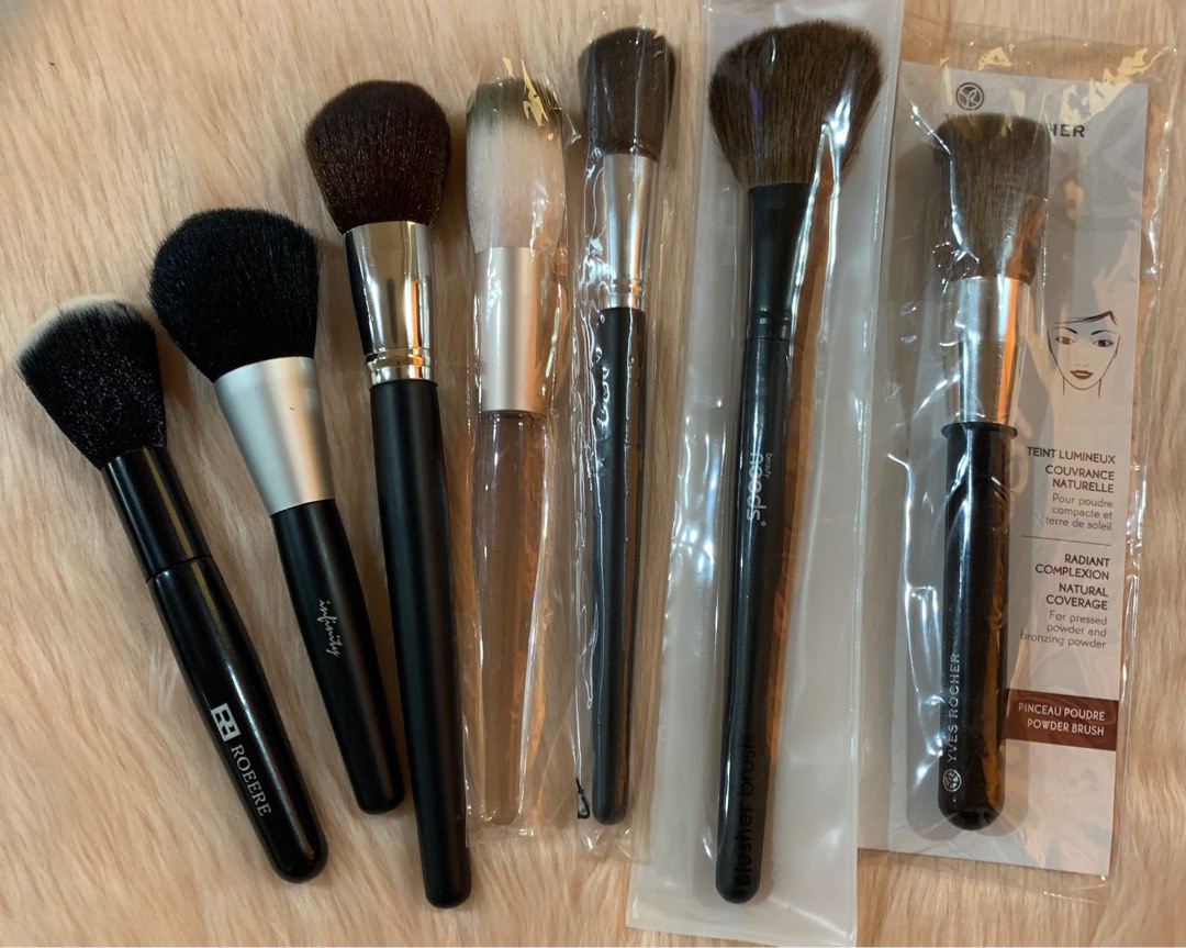 Powder Blush Brush Set, Beauty & Personal Care, Face, Makeup on Carousell