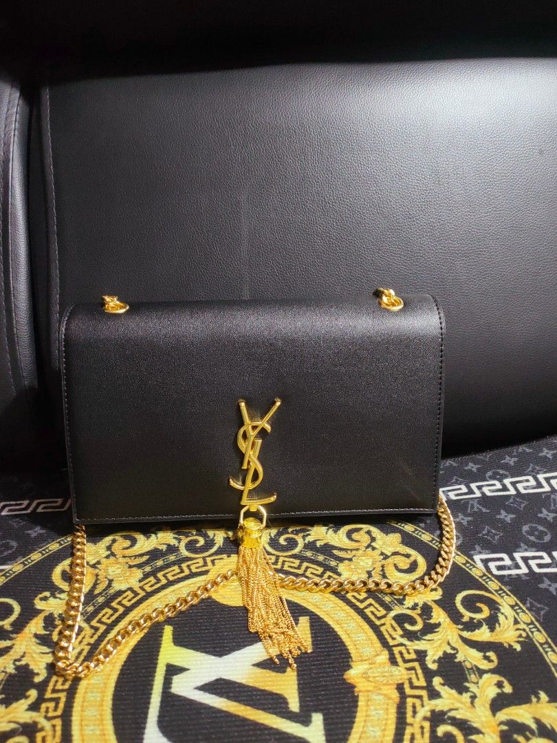 Preloved YSL Kate black Plain Leather (Category: Luxury Bags & Wallets) located in Cebu City. Submitted by elcoleccion21 (Listing ID 1221983325, Image 1). Description: ysl plain Leather japan Source real leather.