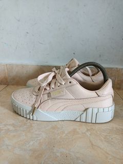 Puma shoes women