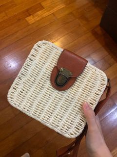 (Category: ) located in . Submitted by notbethany (Listing ID 1221988052, Image 1). Description: .