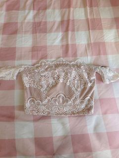 Sabrina lace lara j