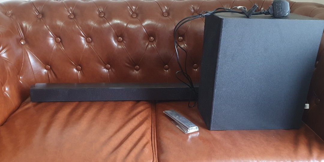 Samsung Soundbar B450, Audio, Soundbars, Speakers & Amplifiers on Carousell