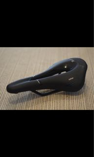 San Marco super comfort racing wide 250x144mm 十分新淨
