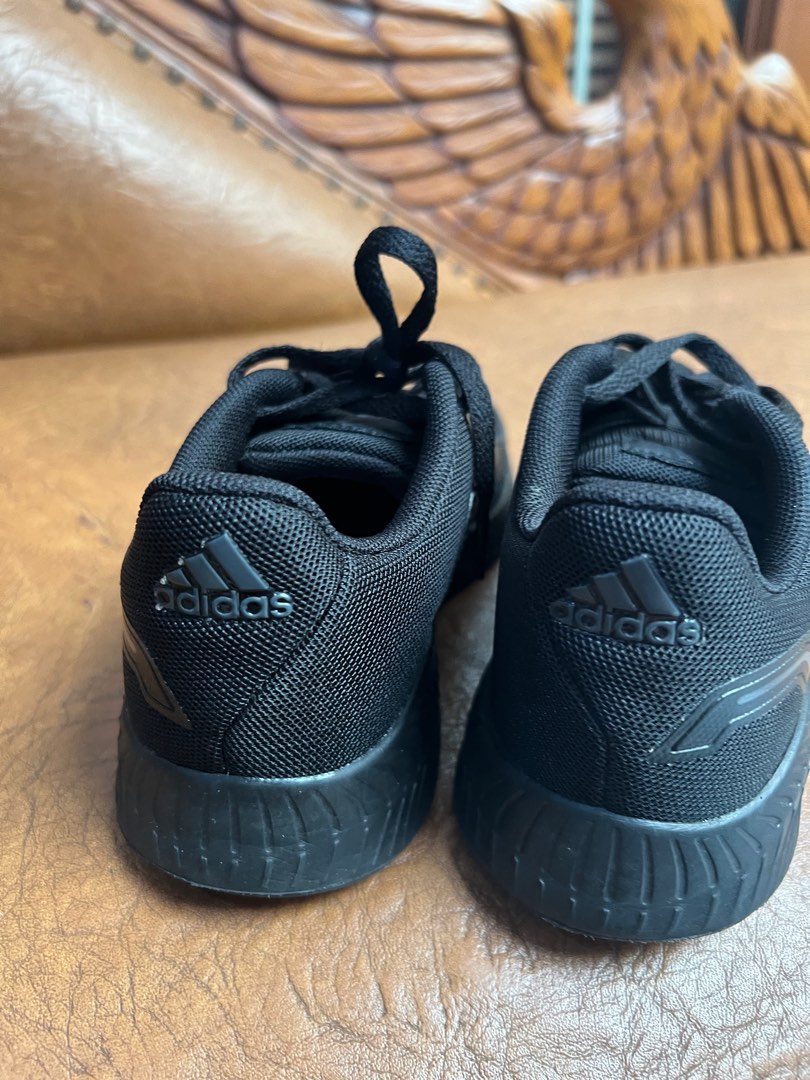 Foto sepatu adidas untuk sekolah cheap
