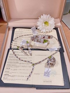 (Category: ) located in . Submitted by colinejewelryshoppe (Listing ID 1221871383, Image 1). Description: .