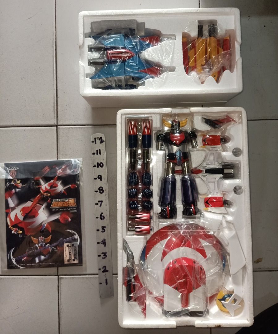 soc grendizer gx 04s (Category: Figurines & Statues) located in Quezon City. Submitted by olxph_204677666 (Listing ID 1041286566, Image 3). Description: soc grendizer gx 04s, box dents, item in good condition, actual photos shown WYSIWYG. Selling for 19,000php. Shop pick-up or shipping only, shop location Lagro fairview.