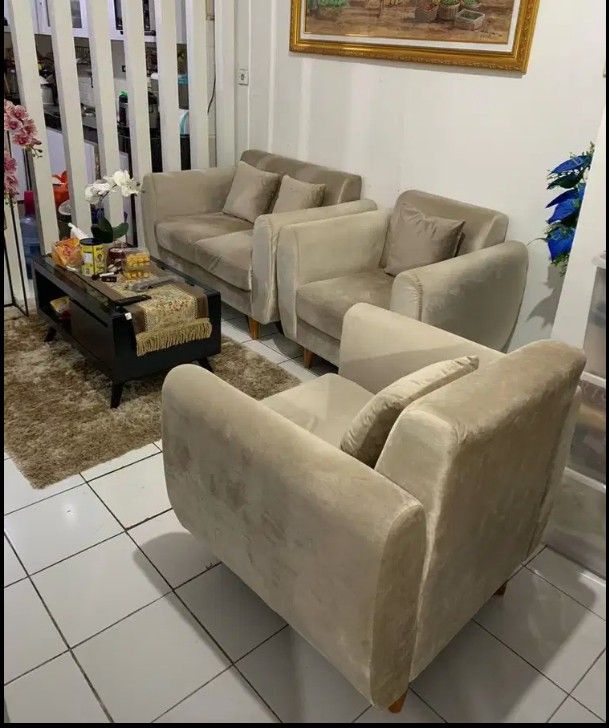 SOFA BAGUS, Perabotan Rumah di Carousell