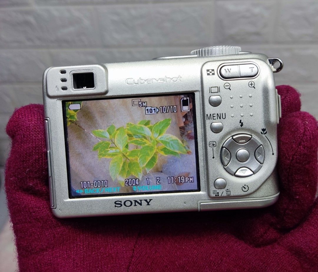 Sony Cybershot DSC W1, Photography, Cameras on Carousell
