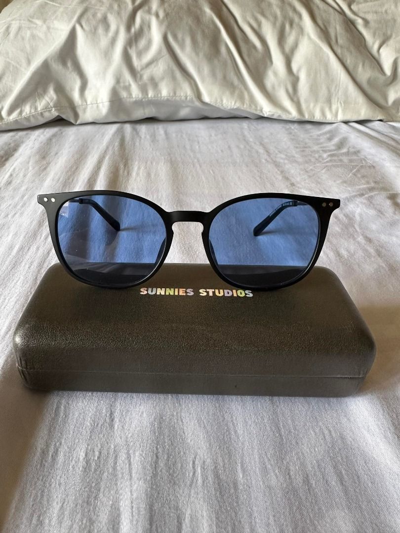 Sunnies Eyeglasses (Kennedy Charcoal) with Tint on Carousell