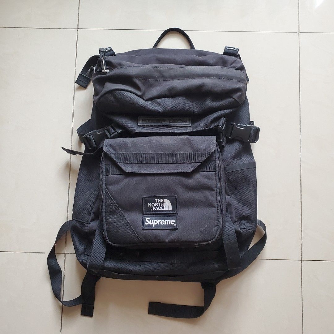 Supreme The north face backpack, 女裝, 手袋及銀包, 背囊- Carousell