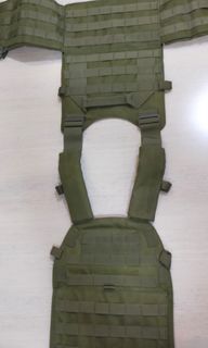 Tactical Vest, with 3 Pcs. Magazine  Pouch and Medicine Pouch