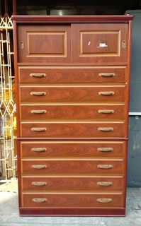 Tall chest drawer