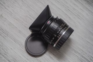 TTArtisan 23mm F1.4 Mount FX w/ Square Lenshood - Fullset - Like New