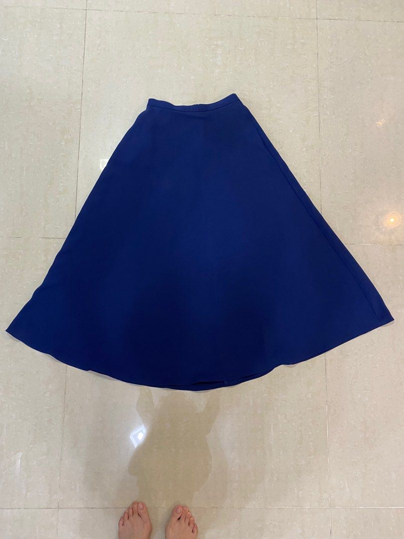 Uniqlo Long Dress (with two pockets) - delivery fee excluded, pickup  available., Women's Fashion, Bottoms, Skirts on Carousell
