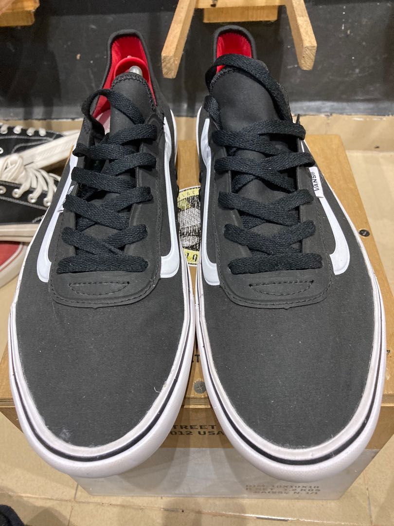 Vans comfycush zushi Men s Fashion Footwear Sneakers on Carousell