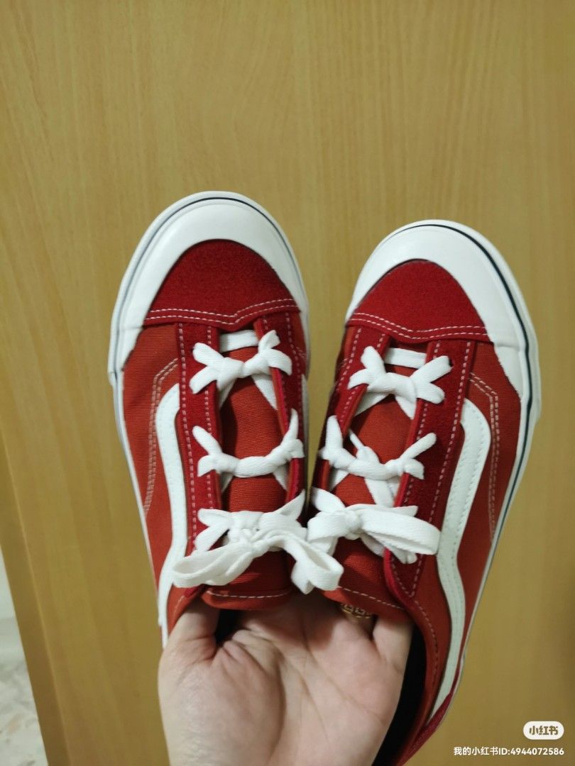 Vans UK6 /25cm/EUR 39 wore once!, Women's Fashion, Footwear, Sneakers on  Carousell