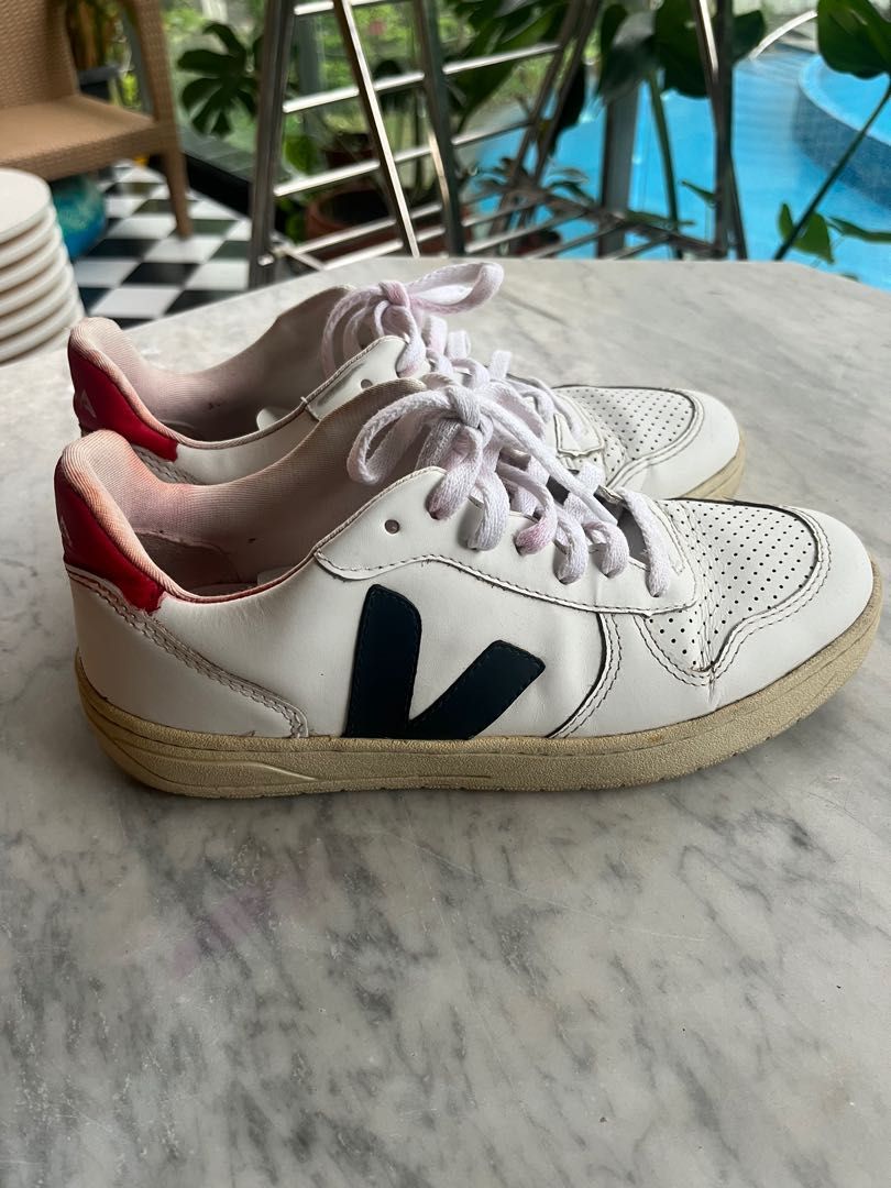 Veja sneakers 39 on sale