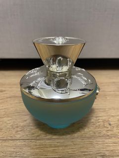 (Category: ) located in . Submitted by perfumehmlab (Listing ID 1222019820, Image 1). Description: .