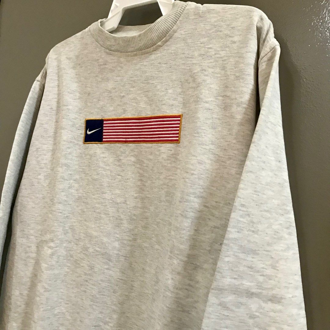 VINTAGE NIKE USA FLAG SWEATSHIRT Men s Fashion Tops Sets Hoodies on Carousell