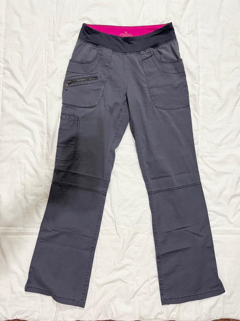 Wideleg Cargo pants with stretchable waistband on Carousell