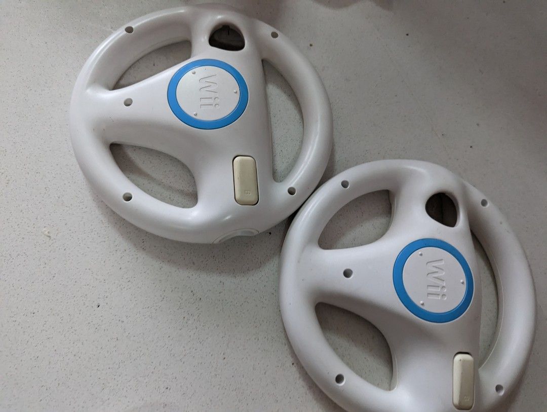 Wii accessories wiimot nunchuck classic controller wheel Mario kart