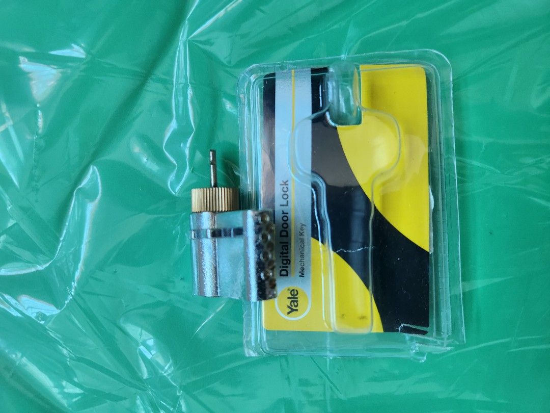 Yale Key cylinder for digital lock, Furniture & Home Living, Security