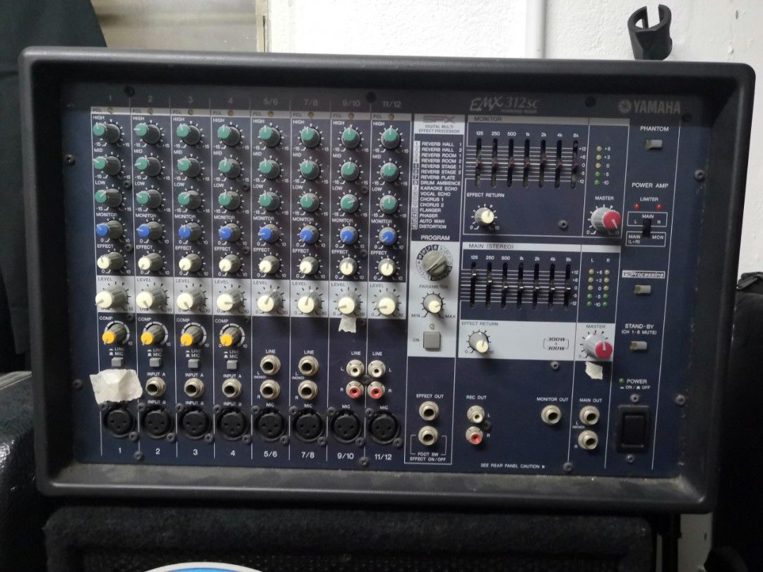 Yamaha EMX312SC Powered Mixer, Hobbies & Toys, Music & Media, Musical
