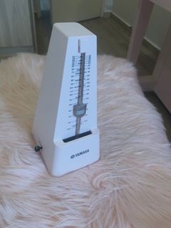 Yamaha pink metronome