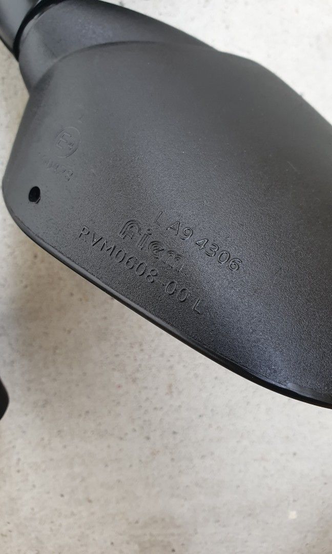 r15 v3 side mirror price