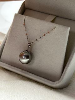 11mm Tahitian silver/grey pearl g18 k gold necklace