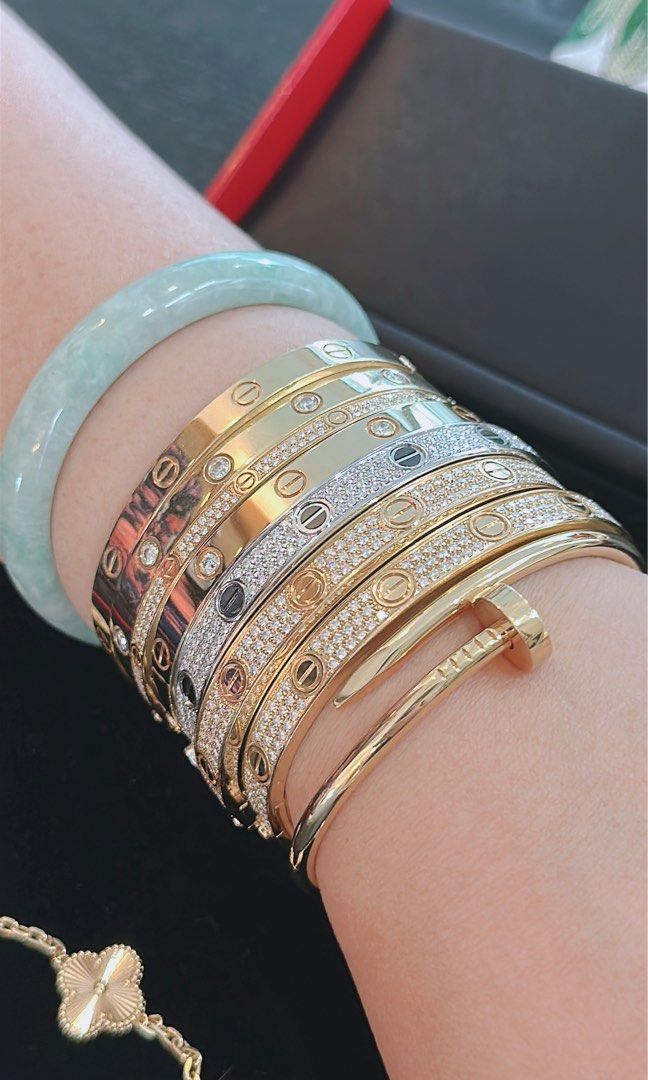 Gold nail bracelet top