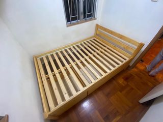 90% new wooden double bed size bedframe 新淨木雙人床架 ikea bed bed frame 