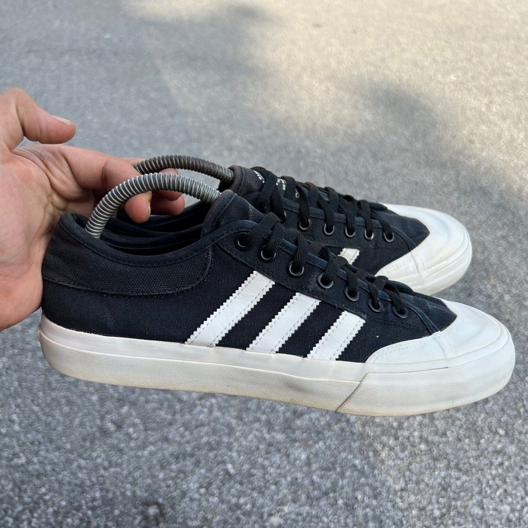 Adidas men's sale matchcourt fashion sneakers