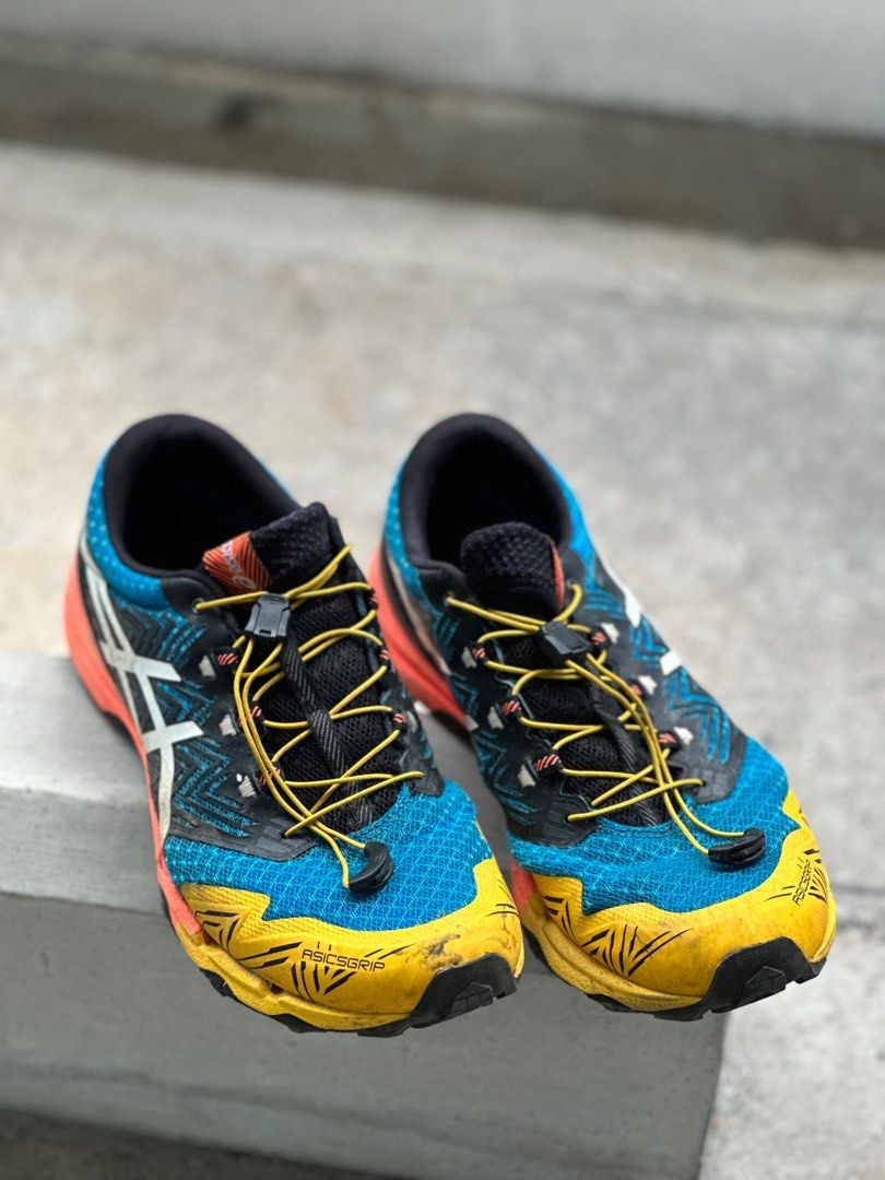 Asics discount us 10