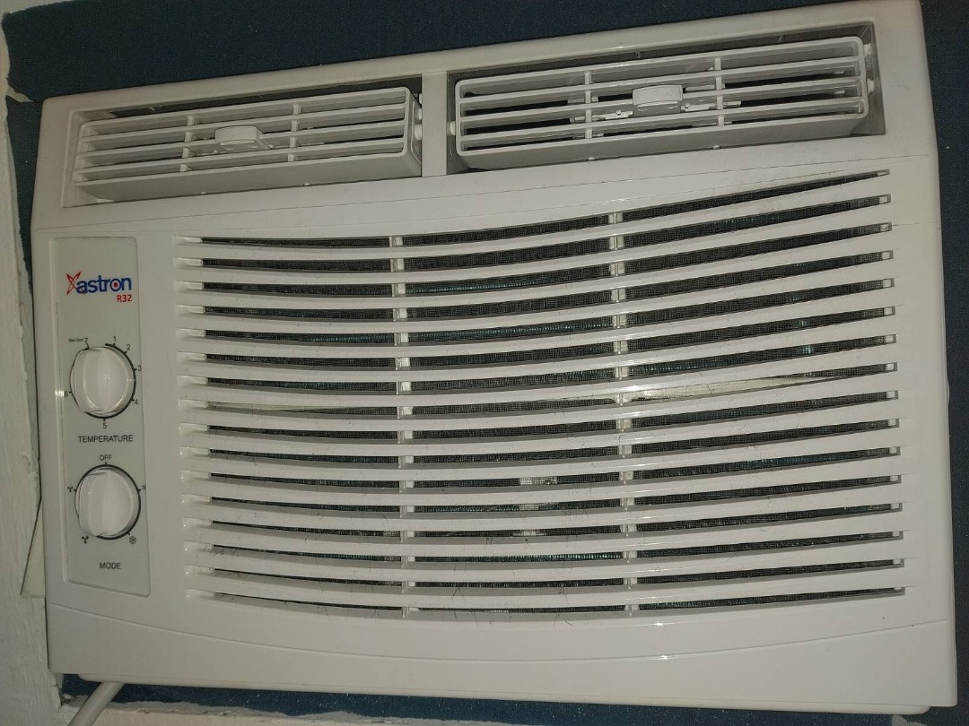 ASTRON AIRCON ( MANUAL), TV & Home Appliances, Air Conditioning and