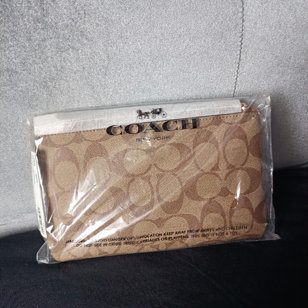 Authentic Coach pouches, Women's Fashion, Bags & Wallets, Purses