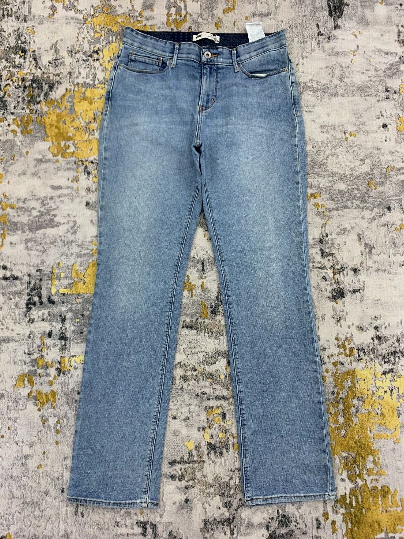 Levi's perfect shop waist