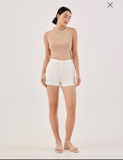 BNWT Basic white denim high waisted shorts with pockets (love Bonito)